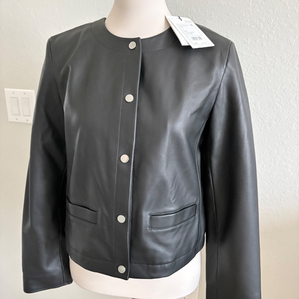 NWT Theory Cropped Black Grain Leather Jacket